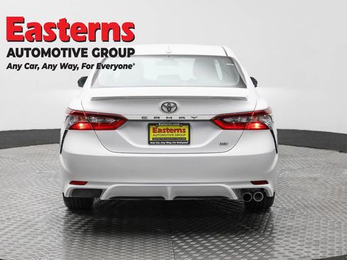 Used 2024 Toyota Camry SE image 6