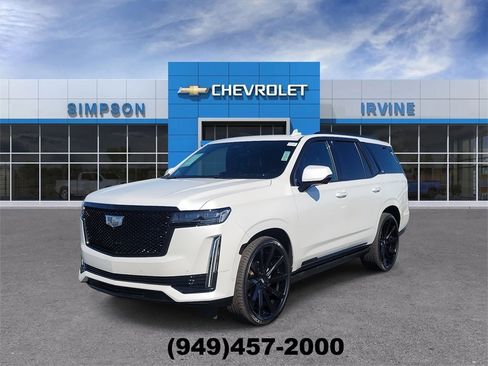 Used 2023 Cadillac Escalade Sport Platinum w/ LPO, ONYX Package image 4