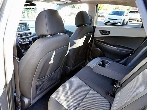 Used 2020 Hyundai Kona SEL Plus FWD image 18