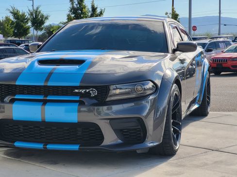 Used 2021 Dodge Charger SRT Hellcat w/ Harman/Kardon Audio Group RWD image 7