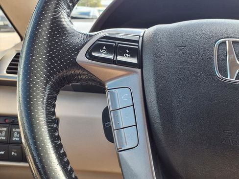 Used 2016 Honda Odyssey Touring Elite image 15