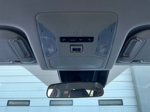 Used 2025 Toyota RAV4 XLE image 16