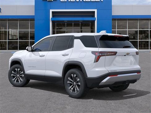 New 2026 Chevrolet Equinox LT image 3