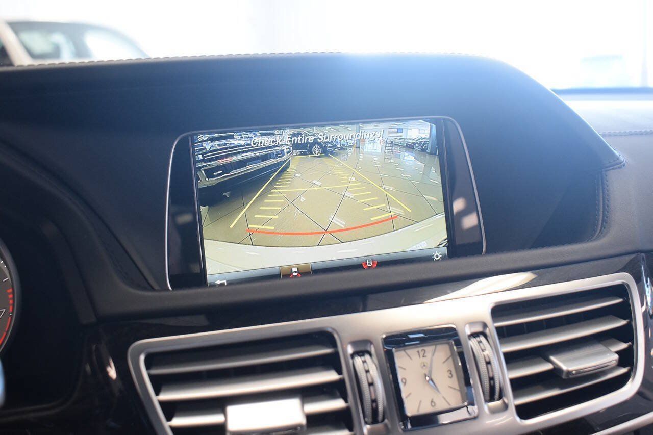 Used 2016 Mercedes-Benz E 400 Sedan image 35