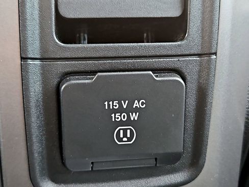 Used 2022 RAM 1500 Classic SLT w/ Trailer & Traction Group image 25