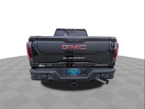 Certified 2024 GMC Sierra 2500 AT4X w/ AT4X AEV Edition AWD/4WD image 5