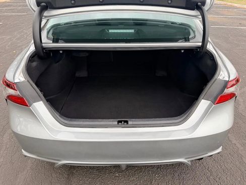 Used 2022 Toyota Camry SE FWD image 34