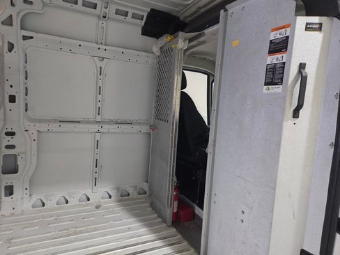 Used 2025 RAM ProMaster 2500 w/ Safety Group FWD image 25