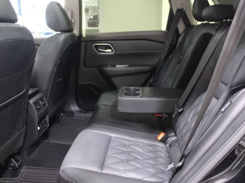 Used 2023 Nissan Rogue Platinum AWD/4WD image 51
