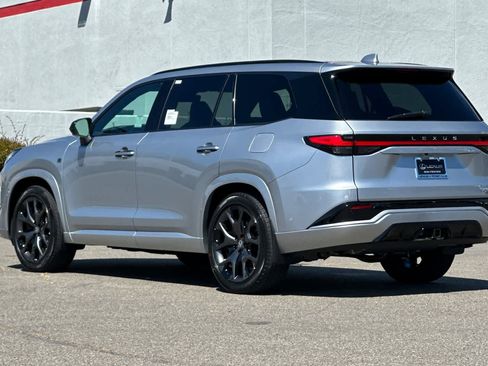 New 2026 Lexus TX 500h AWD image 7