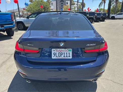 Used 2019 BMW 330i xDrive Sedan w/ Premium Package AWD/4WD image 12