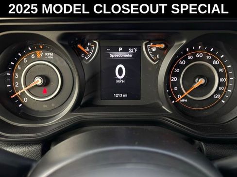 New 2025 Jeep Gladiator Sport image 27