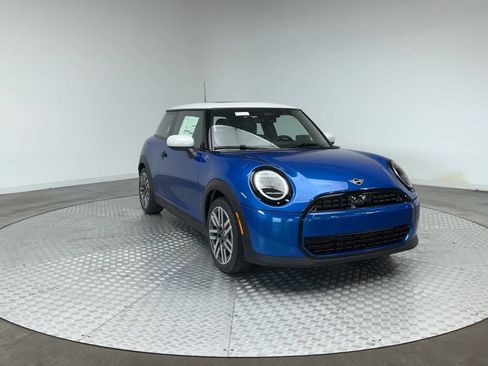 New 2026 MINI Cooper 2-Door Hardtop FWD image 2