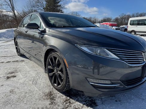 Used 2015 Lincoln MKZ 4dr Sdn FWD w/ Equipment Group 102A Reserve image 12