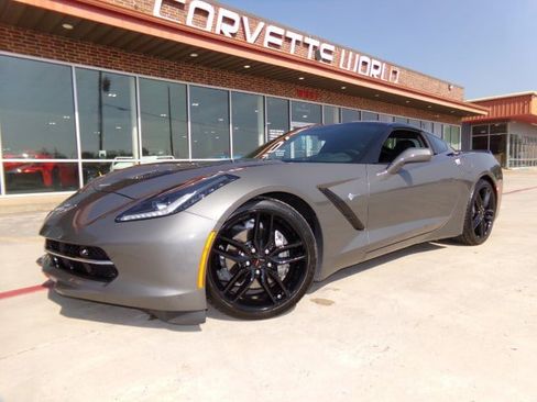 Used 2016 Chevrolet Corvette Stingray Coupe w/ 3LT Preferred Equipment Group RWD image 1