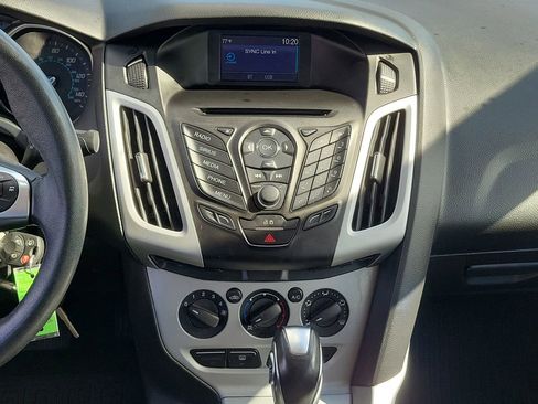 Used 2014 Ford Focus SE w/ Equipment Group 201A image 25