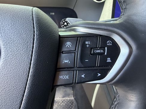 Used 2024 Lexus GX 550 w/ Accessory Package (Z1) AWD/4WD image 20