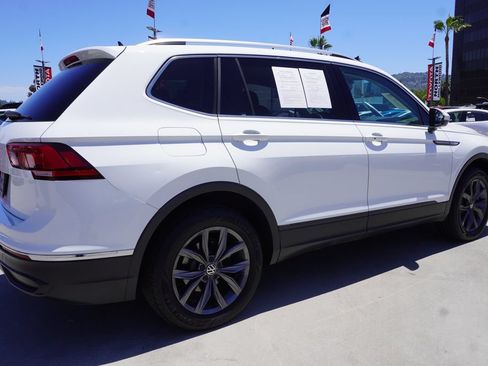 Used 2022 Volkswagen Tiguan SE FWD image 7