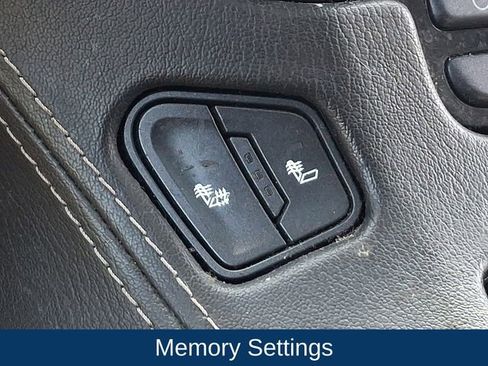 Used 2016 Chevrolet Suburban LT AWD/4WD image 16