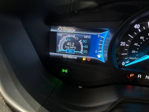 Certified 2019 Ford Fusion SE FWD image 20