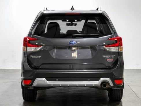 Used 2023 Subaru Forester Touring image 19
