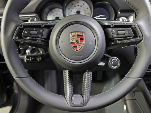 Certified 2026 Porsche Macan GTS AWD/4WD image 22
