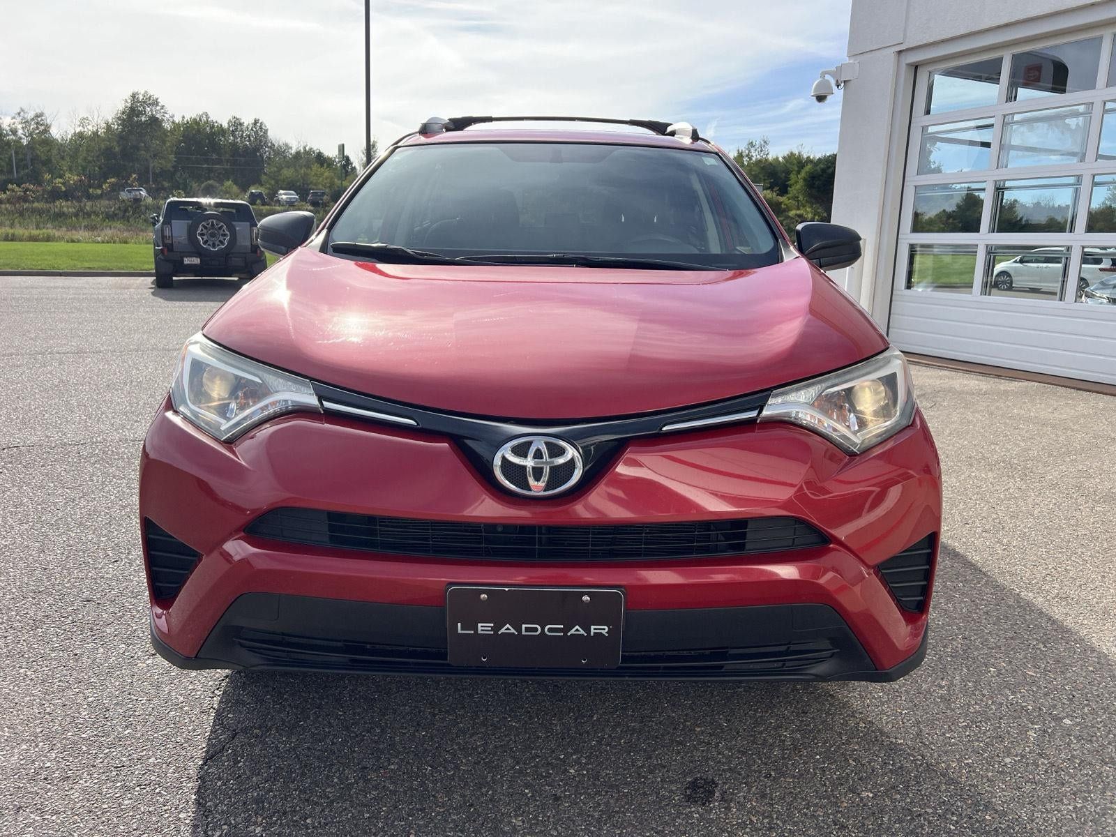 Used 2016 Toyota RAV4 LE AWD/4WD image 8
