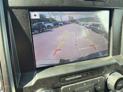 Used 2018 Ford F150 XLT w/ Equipment Group 302A Luxury AWD/4WD image 17