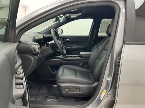 Certified 2025 Chevrolet Equinox LT w/ Convenience Package II AWD/4WD image 9