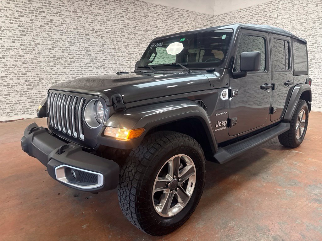 Used 2020 Jeep Wrangler Unlimited Sahara AWD/4WD image 3
