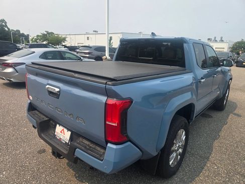 Used 2026 Toyota Tacoma Limited AWD/4WD image 5