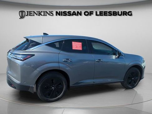 Certified 2025 Nissan Murano SV FWD image 5