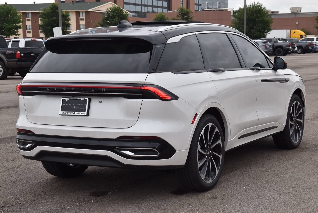 New 2026 Lincoln Nautilus Black Label AWD/4WD image 7