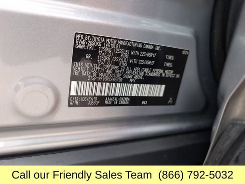 Used 2024 Toyota RAV4 XLE AWD/4WD image 25