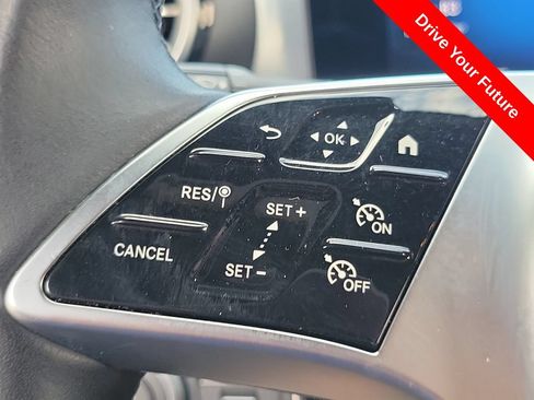 Used 2025 Mercedes-Benz CLA 250 image 5
