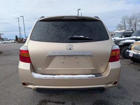 Used 2010 Toyota Highlander 4WD image 5