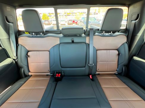 New 2026 Chevrolet Silverado 3500 High Country w/ High Country Premium Package AWD/4WD image 25