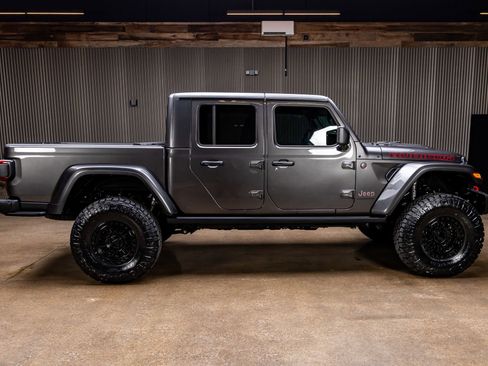 Used 2025 Jeep Gladiator Rubicon image 11