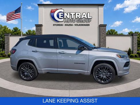 Used 2022 Jeep Compass High Altitude AWD/4WD image 9
