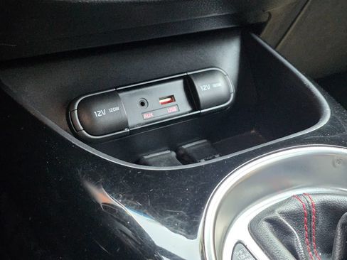 Used 2016 Kia Soul + w/ Soulful Package FWD image 39