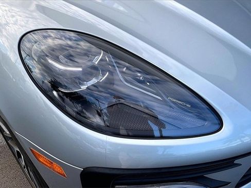 Used 2021 Porsche Macan GTS image 27