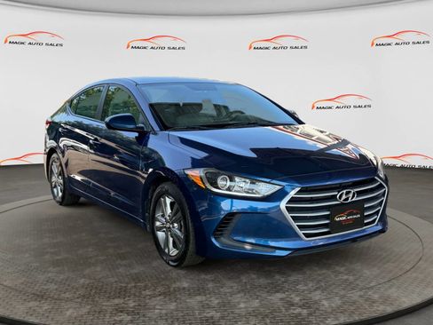 Used 2017 Hyundai Elantra SE FWD image 5
