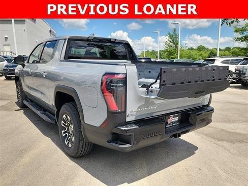 New 2026 GMC Sierra EV Elevation image 7