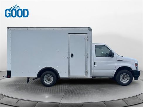 Used 2022 Ford E-350 and Econoline 350 Super Duty w/ Power Windows & Locks Group image 6