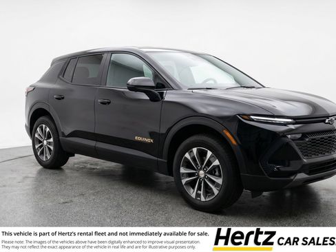 Used 2025 Chevrolet Equinox LT image 1