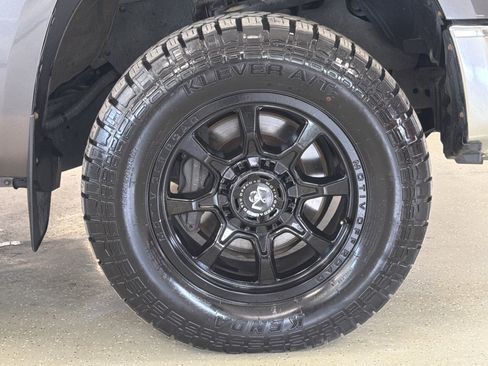 Used 2018 Toyota Tundra Limited w/ Limited Premium Package AWD/4WD image 50
