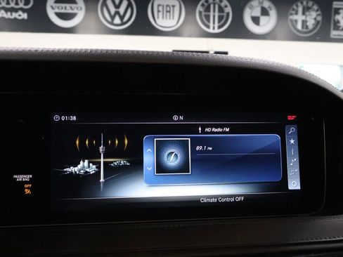 Used 2018 Mercedes-Benz S 560 Sedan image 33