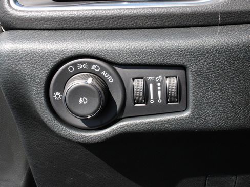 New 2026 Chrysler Pacifica Limited w/ S Appearance Package image 10