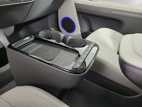 New 2026 Hyundai Ioniq 5 Limited image 18