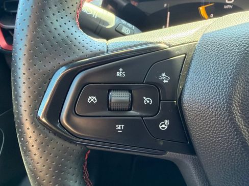 Used 2024 Chevrolet TrailBlazer RS w/ Convenience Package AWD/4WD image 13